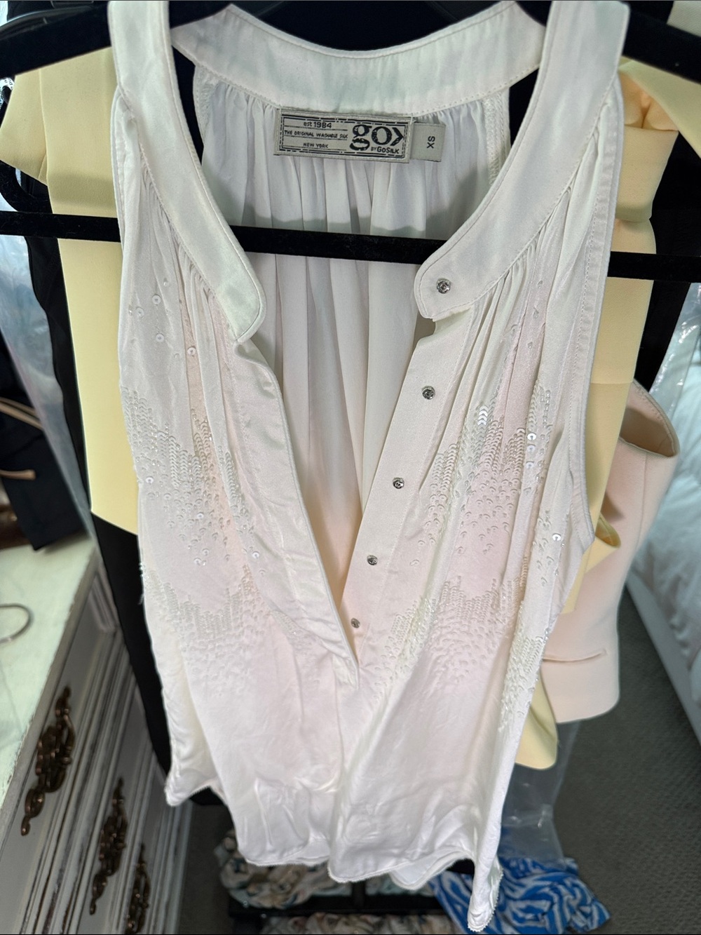 GO BY GO SILK White Sleeveless Sequin-Embellished V-Neck Camisole